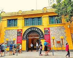 HA NOI LUXURY CITY FULL-DAY TOUR BY LIMOUSINE 